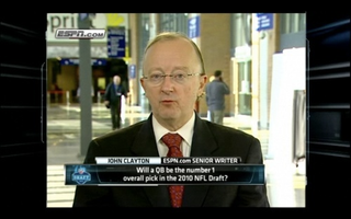Illustration for article titled Deadspin I-Team: Is This John Clayton's Ponytail?